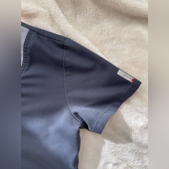 Grey’s Anatomy Active Scrub Top XS - Picture 3 of 9